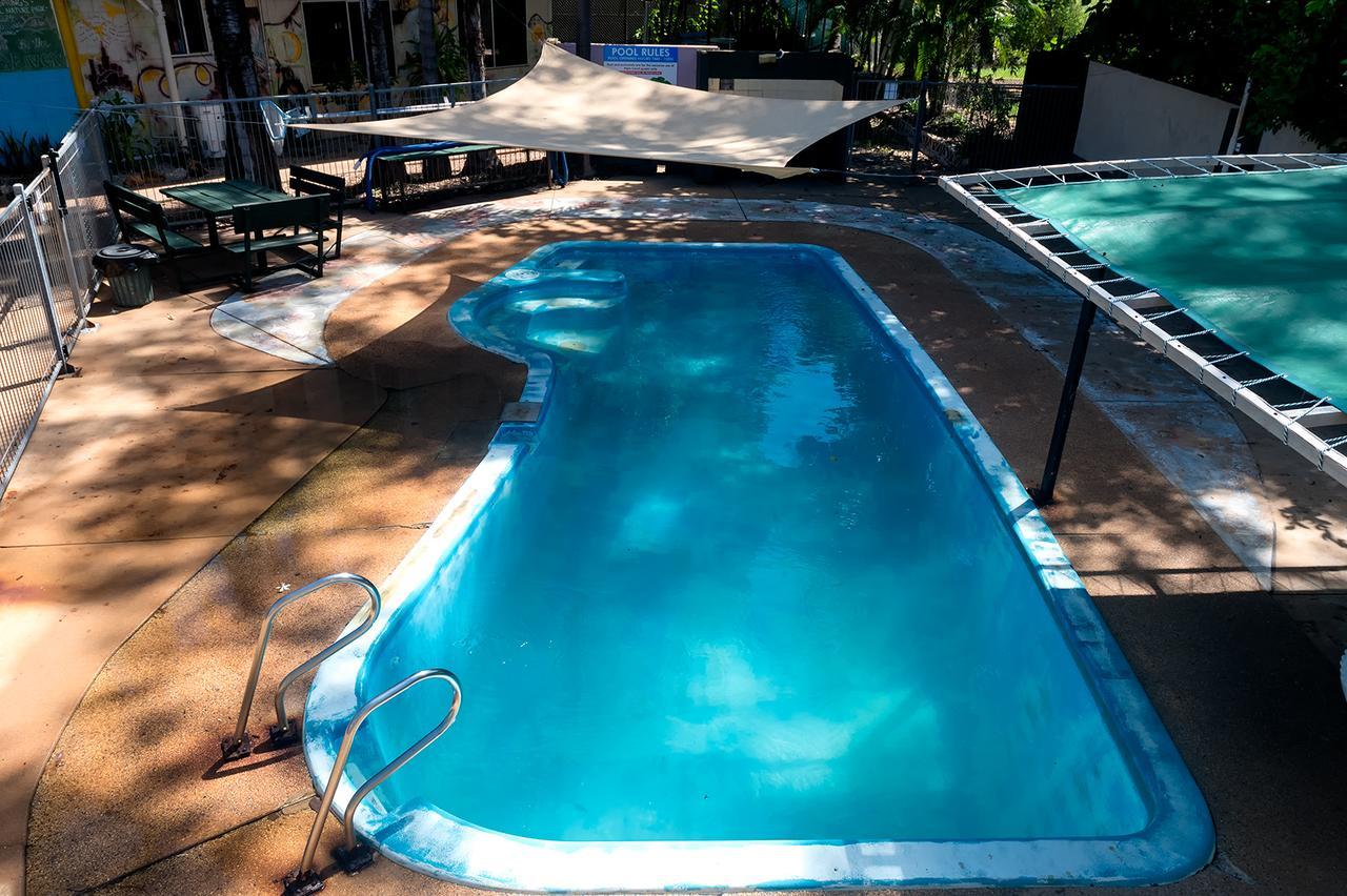 הוסטל קתרין Palm Court Backpackers מראה חיצוני תמונה